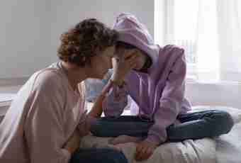 Advice to parents how to help the child to cope with a teenage depression