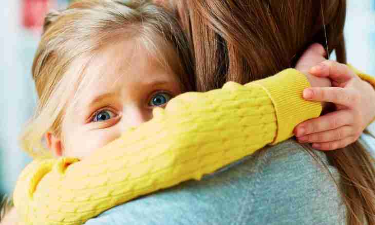 How to help the child to cope with shyness