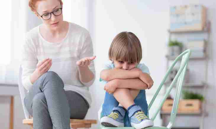 How to bring up the sympathetic and kind child?