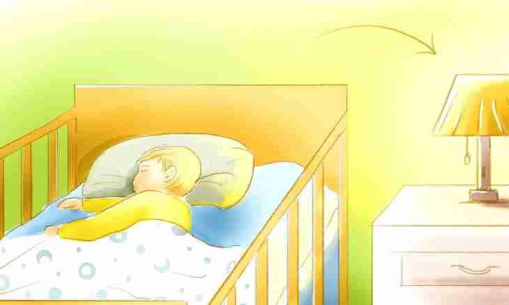 How to accustom the child to sleep in a separate bed