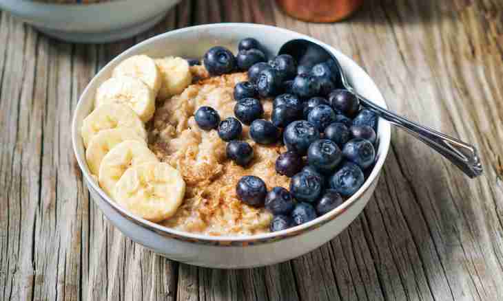 How to cook porridge for a feeding up
