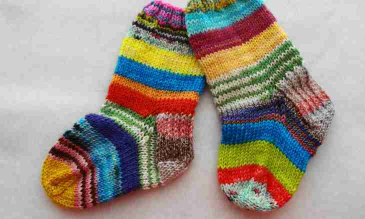 How to knit socks for the kid