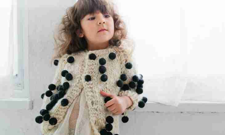 How to knit a children's suit