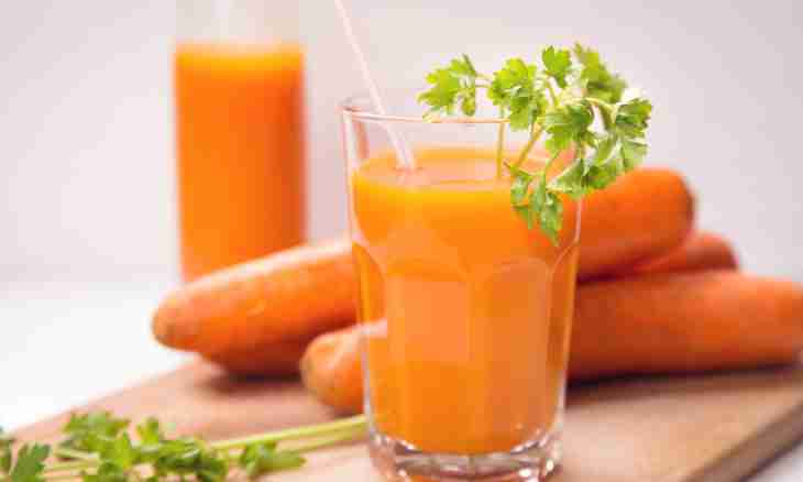 How to give carrot juice to the child