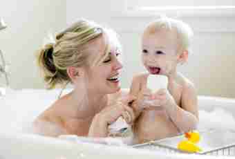 Whether can take a steam bath the feeding mom in a bath