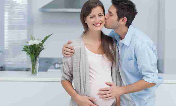 How to be if the husband against pregnancy