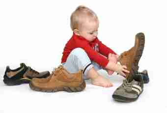 How to pick up the size of children's footwear