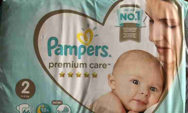 How to accustom the child to sleep without pampers