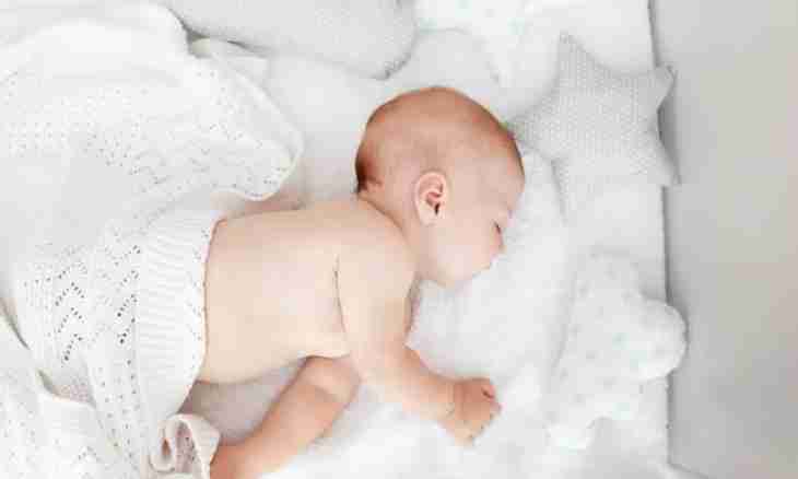 How to choose a mattress for the newborn