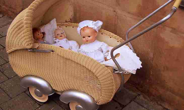 How to decorate a baby carriage