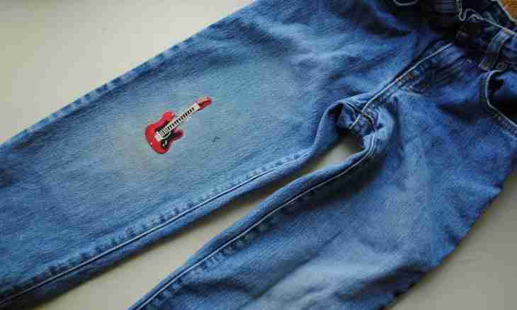 How to sew jeans on the child
