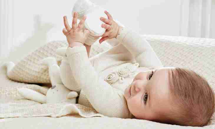 How to choose clothes for newborns