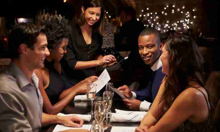 How to earn trust of the guests at restaurant