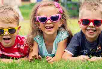 How to choose sunglasses for the child