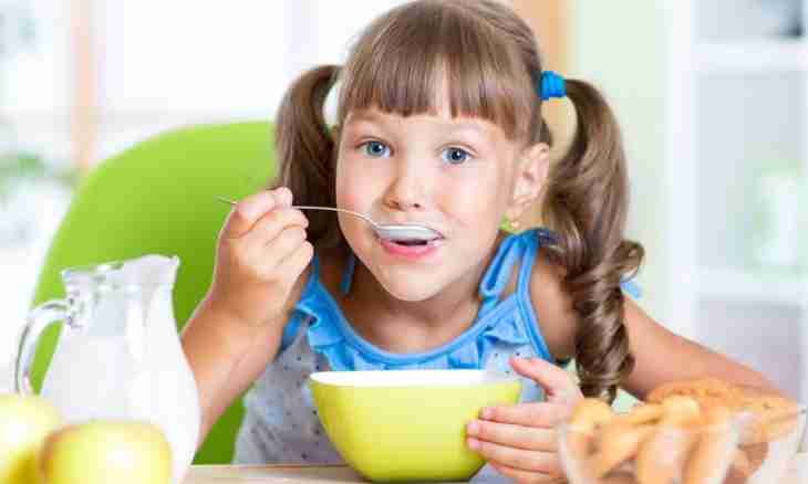 Whether instant children's porridges are useful