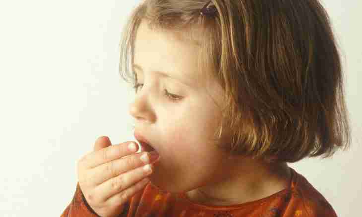 How to treat cough at small children