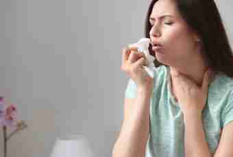 Severe cough at the child: reasons and treatment