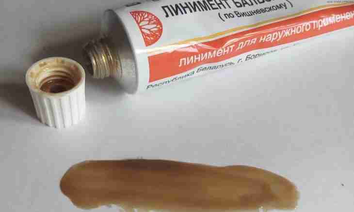 Whether children can use Vishnevsky's ointment?