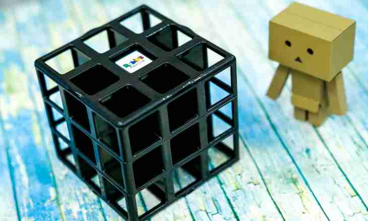 How to assemble the Rubik's Cube to the child