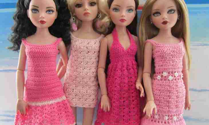 How to knit clothes for Barbie