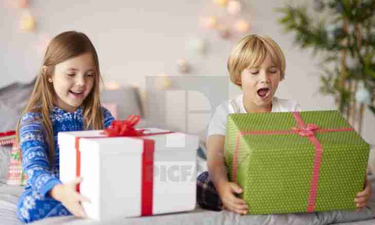 How to present to the child a holiday on June 1