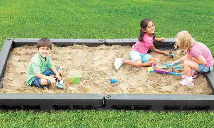How to choose a children's sandbox