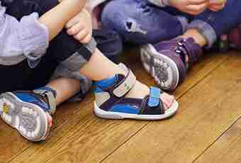 How to determine the size of children's footwear