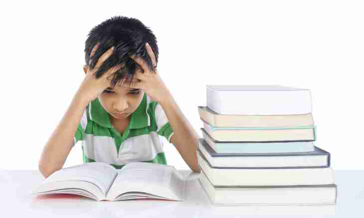 Dyslexia at the child: reasons, signs, diagnostics and help