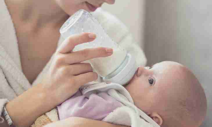 How to enter a feeding up to the bottle-fed baby