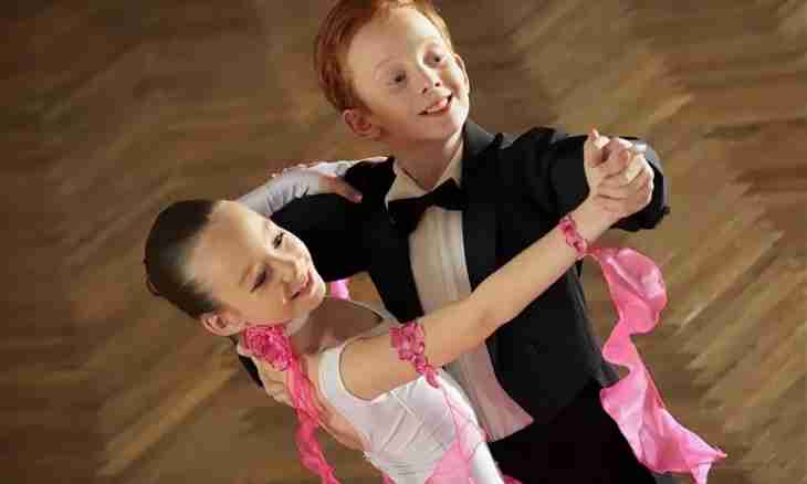Ballroom dances for boys are pluses and minuses