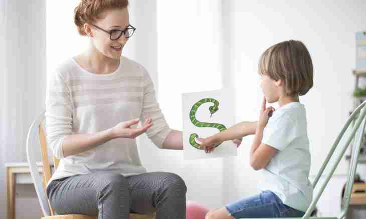 How to develop the speech of the child simple exercises