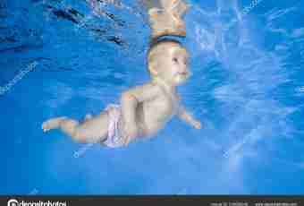 Baby swimming. In 3 steps about the most important
