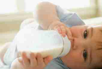 How to choose a small bottle for the baby