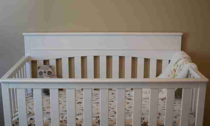 How to make a crib with own hands