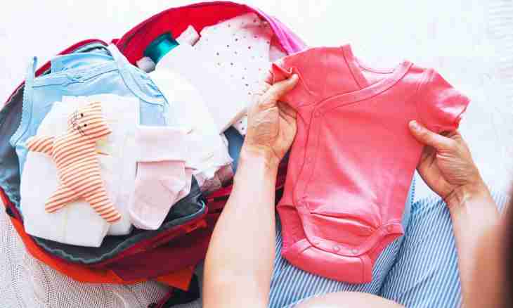 What clothes are necessary to the newborn