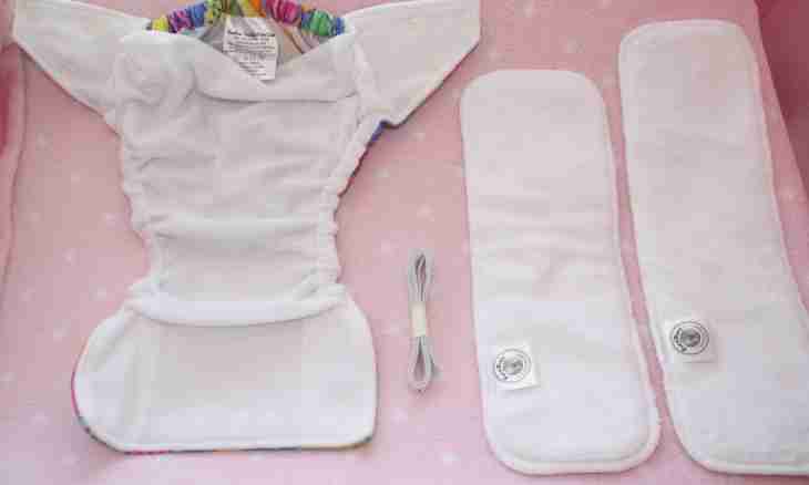 How to sew reusable diapers from a gauze