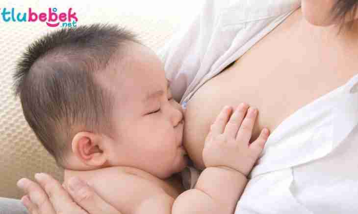 How to learn whether is enough for the child of breast milk