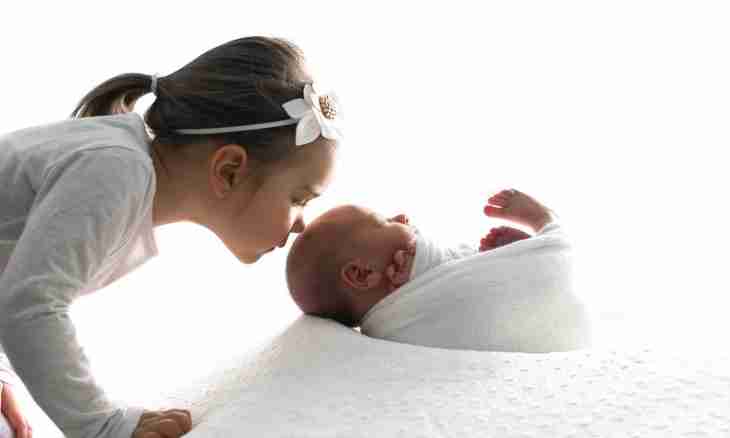 How to expiate the newborn unaided