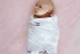 How to swaddle the baby