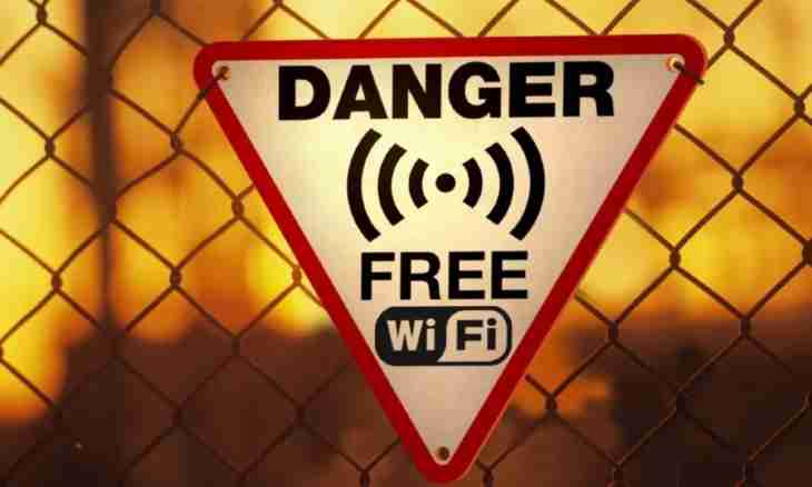 Safety rules for public network WiFi