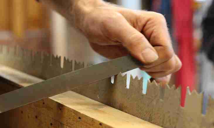 How to cut the fret saw