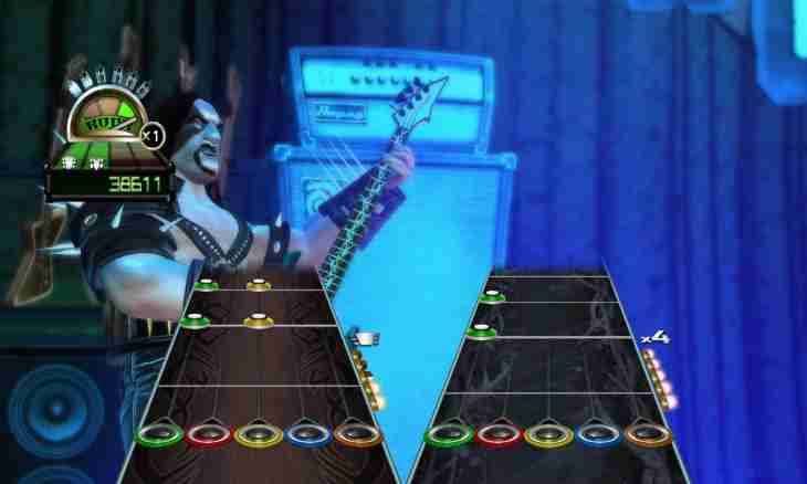 Simulator of playing a guitar: game or training