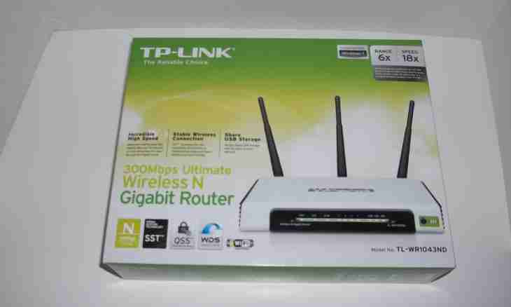 How to connect the TP Link router