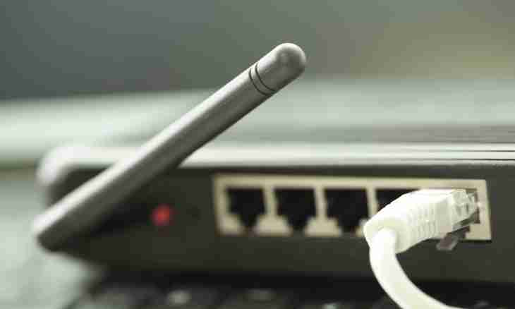 How to be connected to the Internet via the router