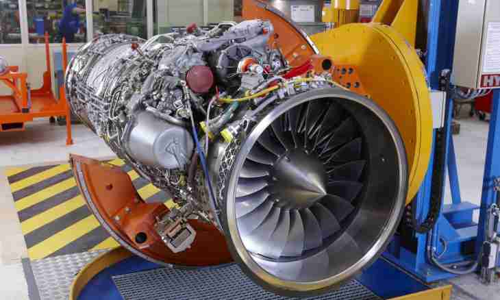 What types of engines happen