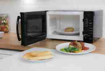 Whether food from the microwave oven is useful