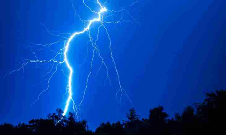 Why the lightning and a thunder are connected with each other