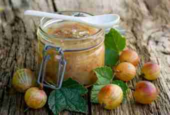 How to cook gooseberry compote