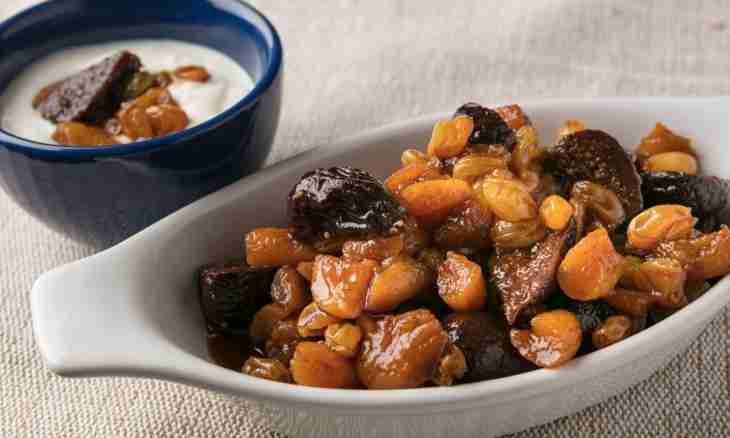 How to cook dried fruits compote