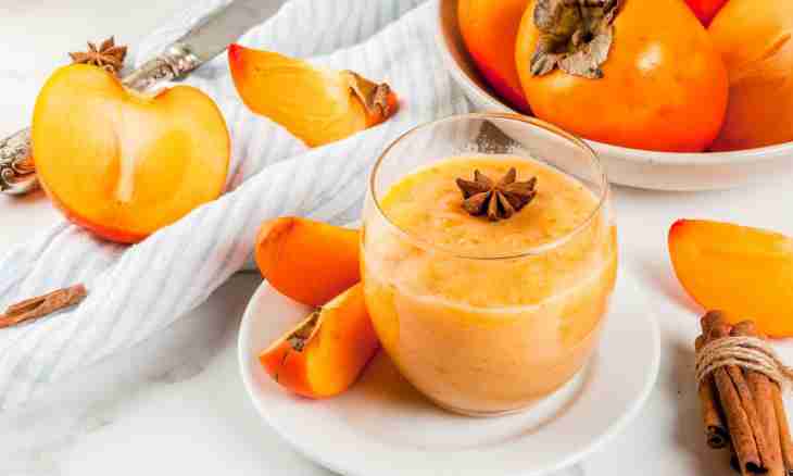 Smoothie from persimmon